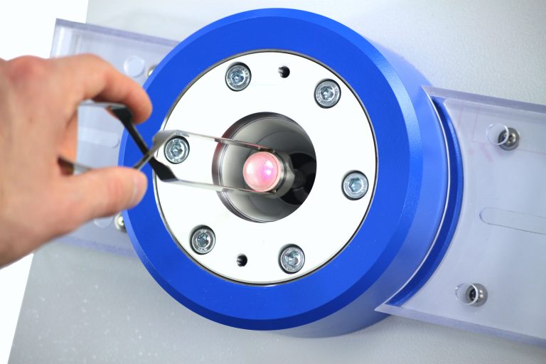 Cupping test tool "illuminated ball punch" – Mounting bracket illuminated